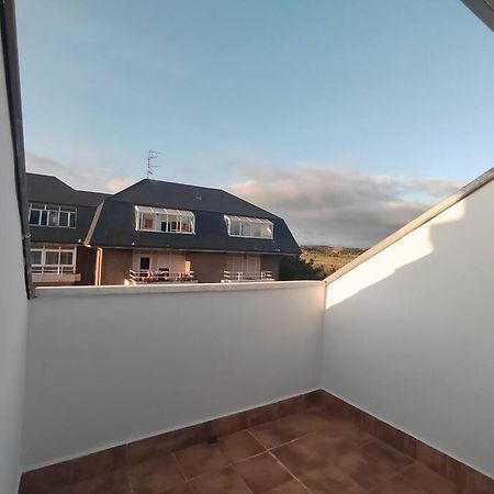 Piso En Ajo Con Piscina Comunitaria Apartman Kültér fotó