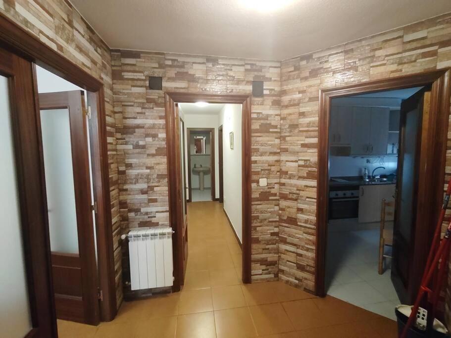 Piso En Ajo Con Piscina Comunitaria Apartman Kültér fotó